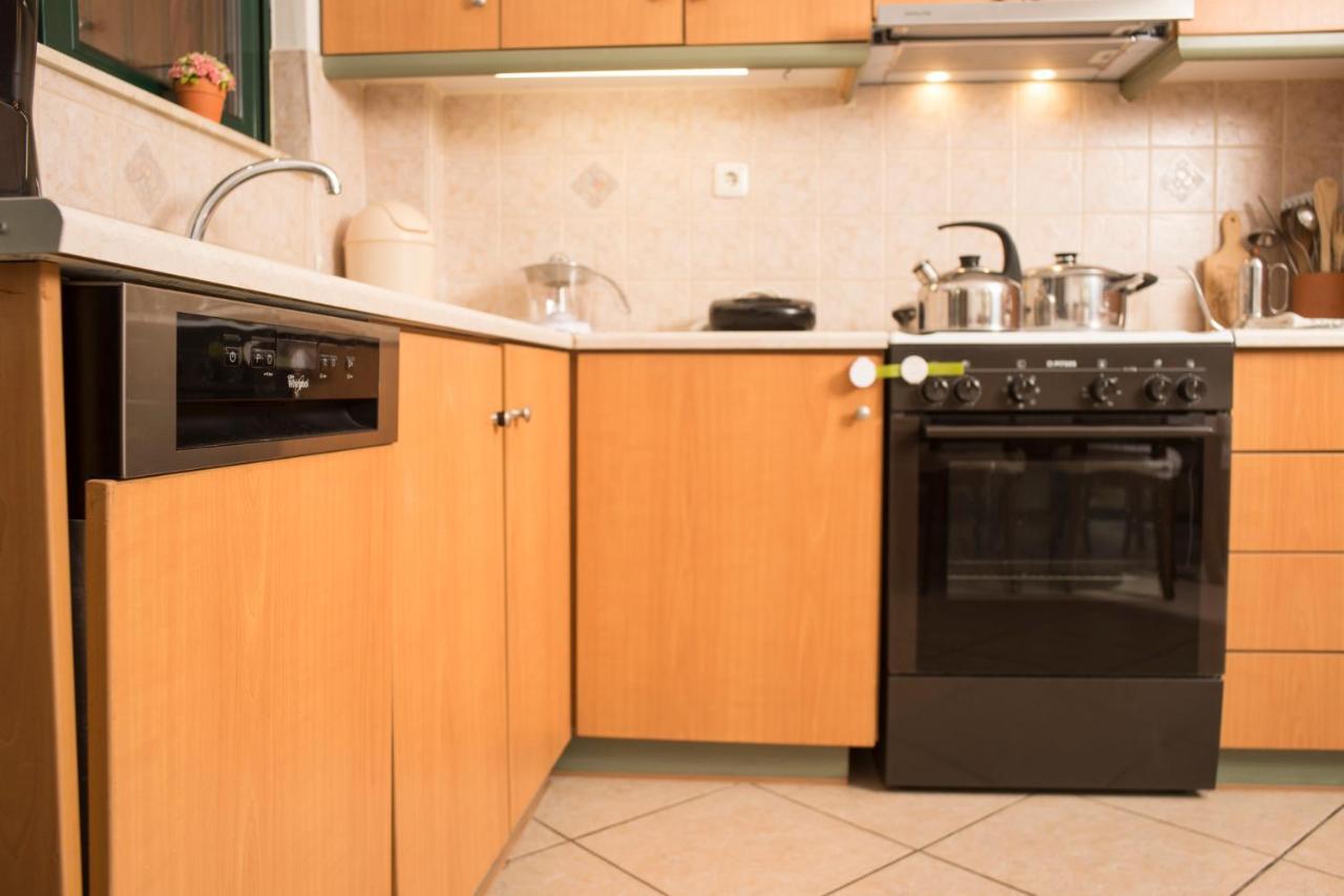 Maisonette With Garden In The Heart Of The Historical Kalamata Center Extérieur photo
